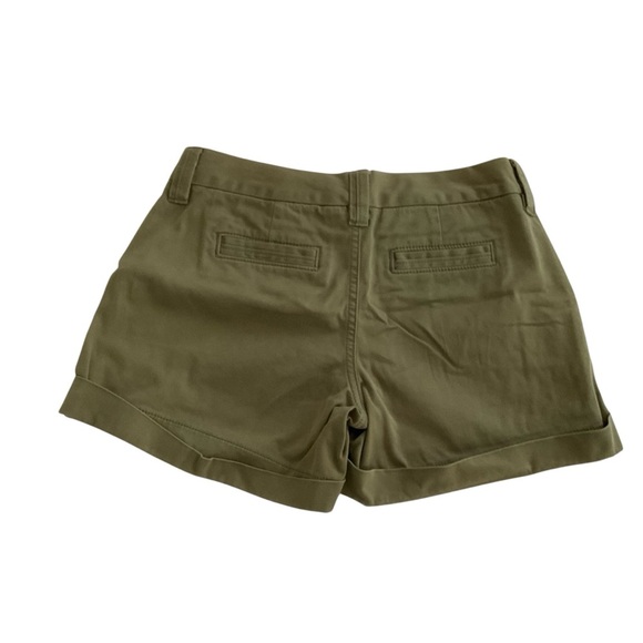 Banana Republic Roll Up Chino Short Sz 0 Olive Green Weekender Preppy - Picture 2 of 12